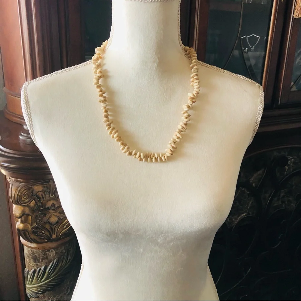 Vintage boho Scolecite beaded necklace